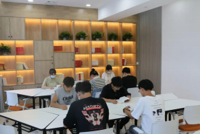 共享学生活动室